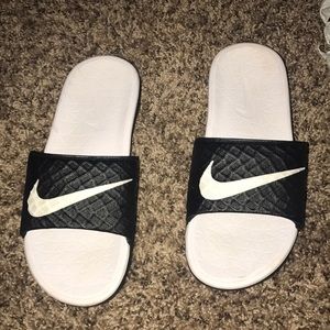 Women's Nike saddles